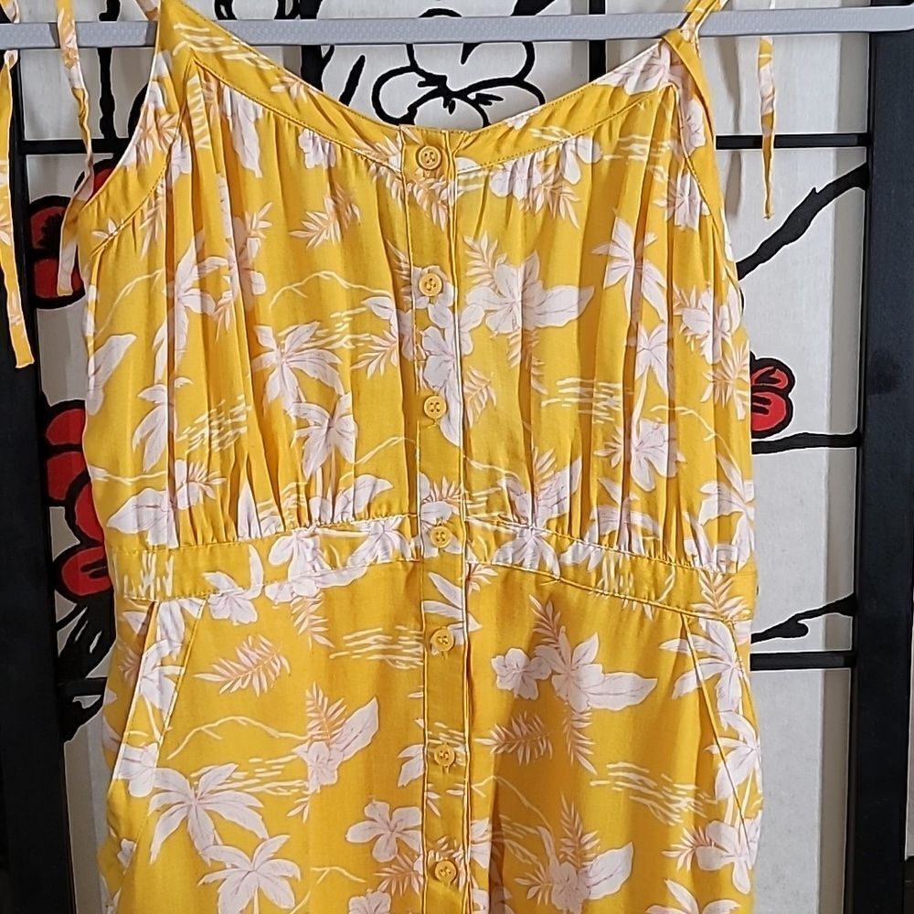 & Other Stories Tropical Yellow and White Floral Sundress - Picture 6 of 11